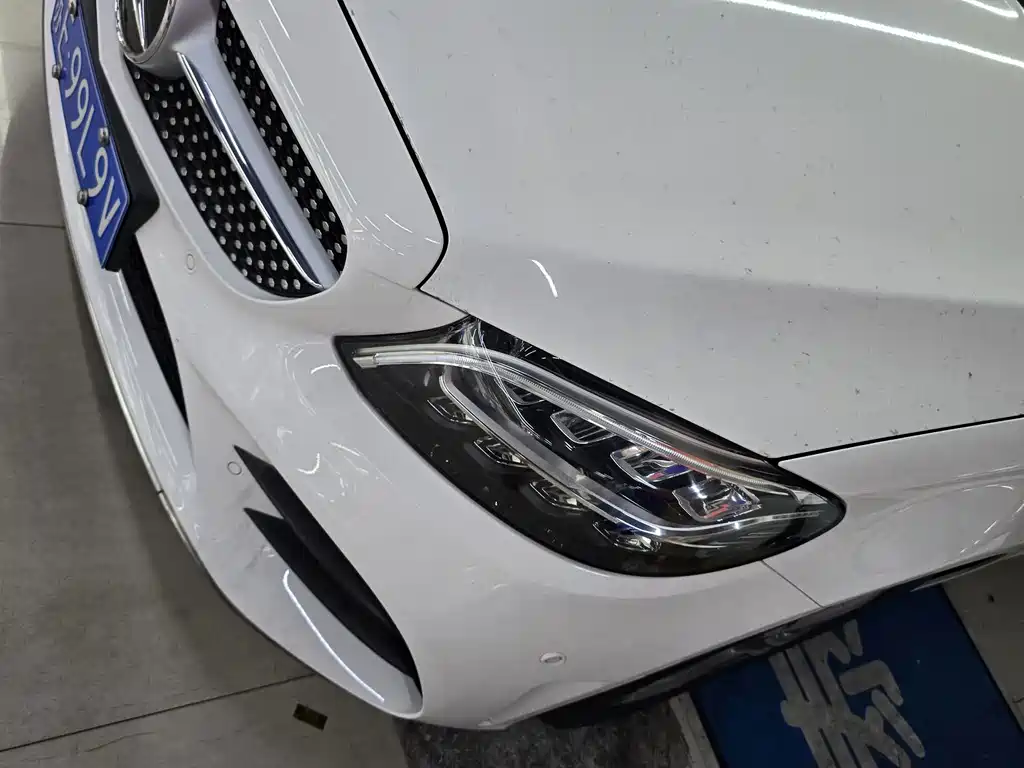 Mercedes-Benz C-Class — миниатюра 3