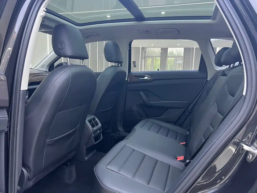 Volkswagen Tharu — миниатюра 14