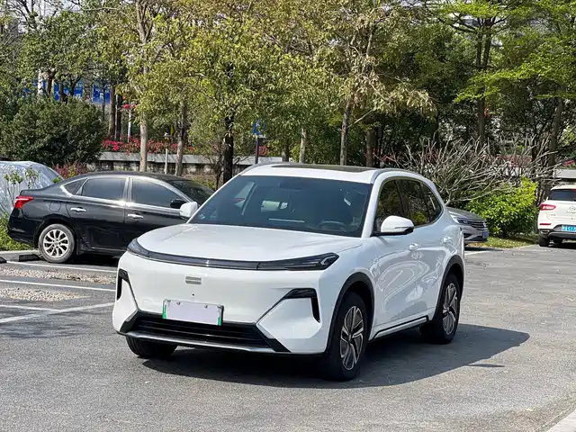 GEELY GALAXY GALAXY STARSHIP 7 EM I 2025