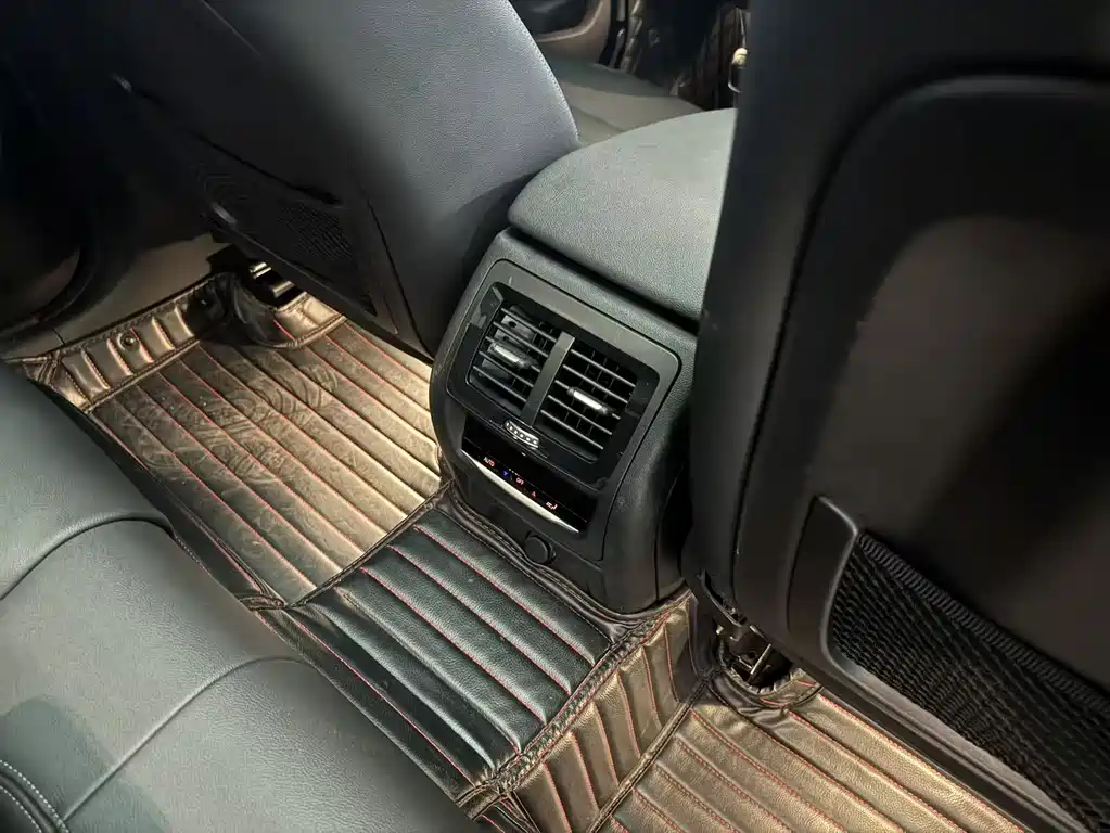 BMW X3 — миниатюра 12