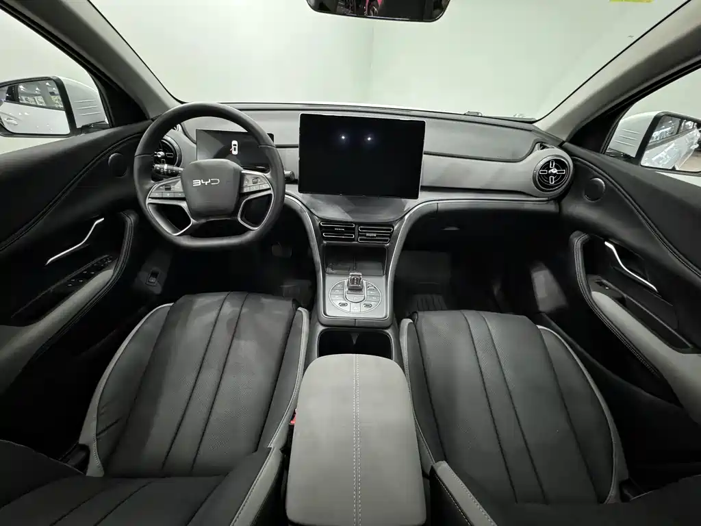 BYD SEA LION 05 DM I