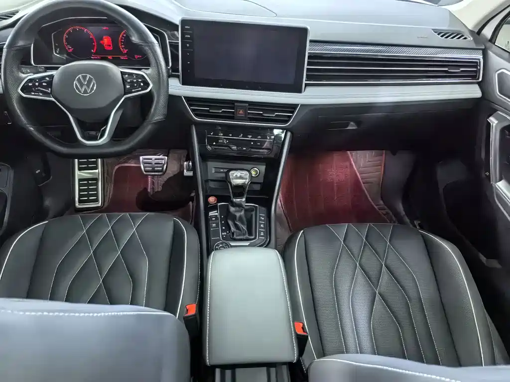 Volkswagen Tiguan L — миниатюра 8