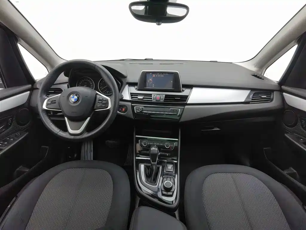 BMW 2 серии 2 2016 218i Fashion