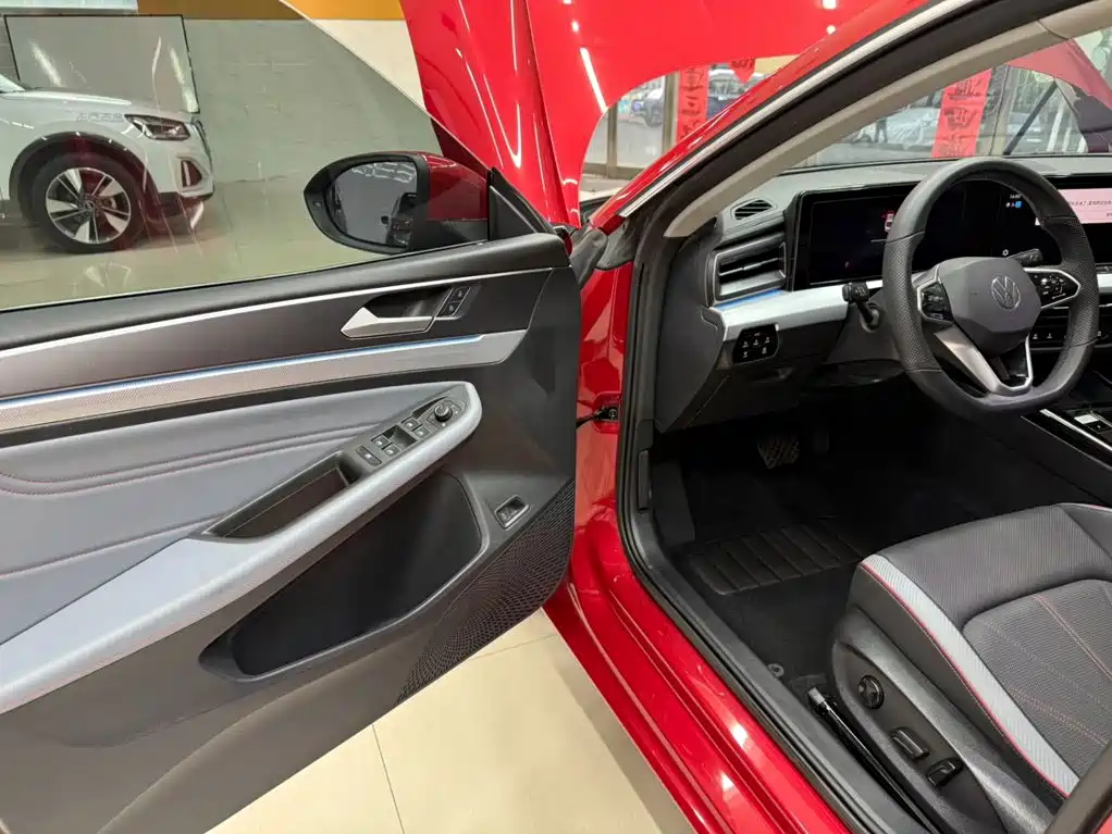 Volkswagen Lamando — миниатюра 8