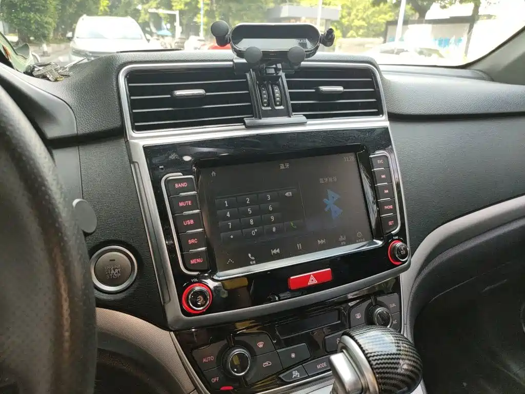 Haval M6 — миниатюра 9