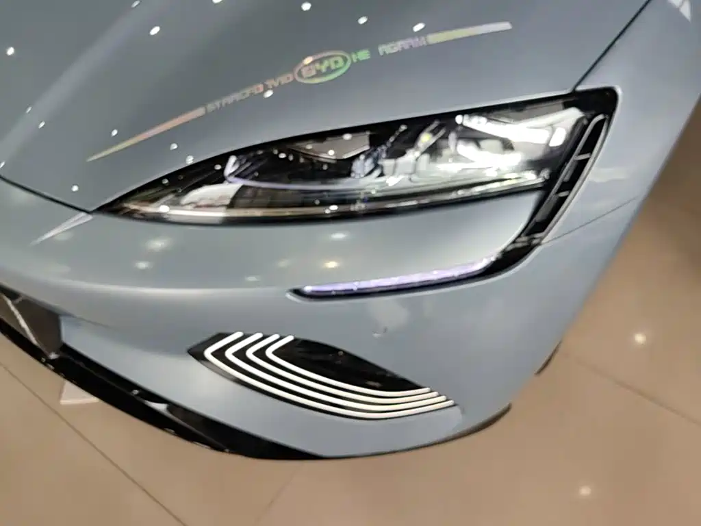 BYD Seal — миниатюра 24