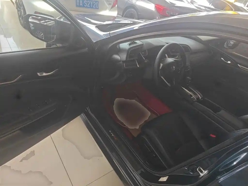 Honda Civic — миниатюра 16