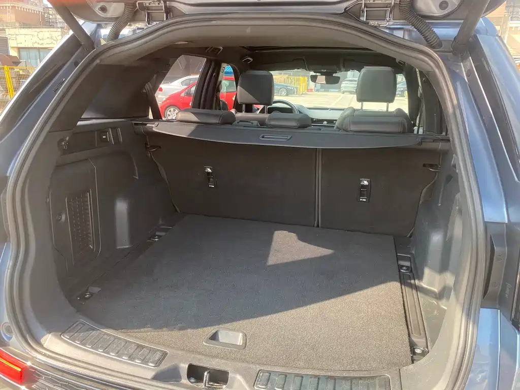 Land Rover Discovery Sport — миниатюра 16
