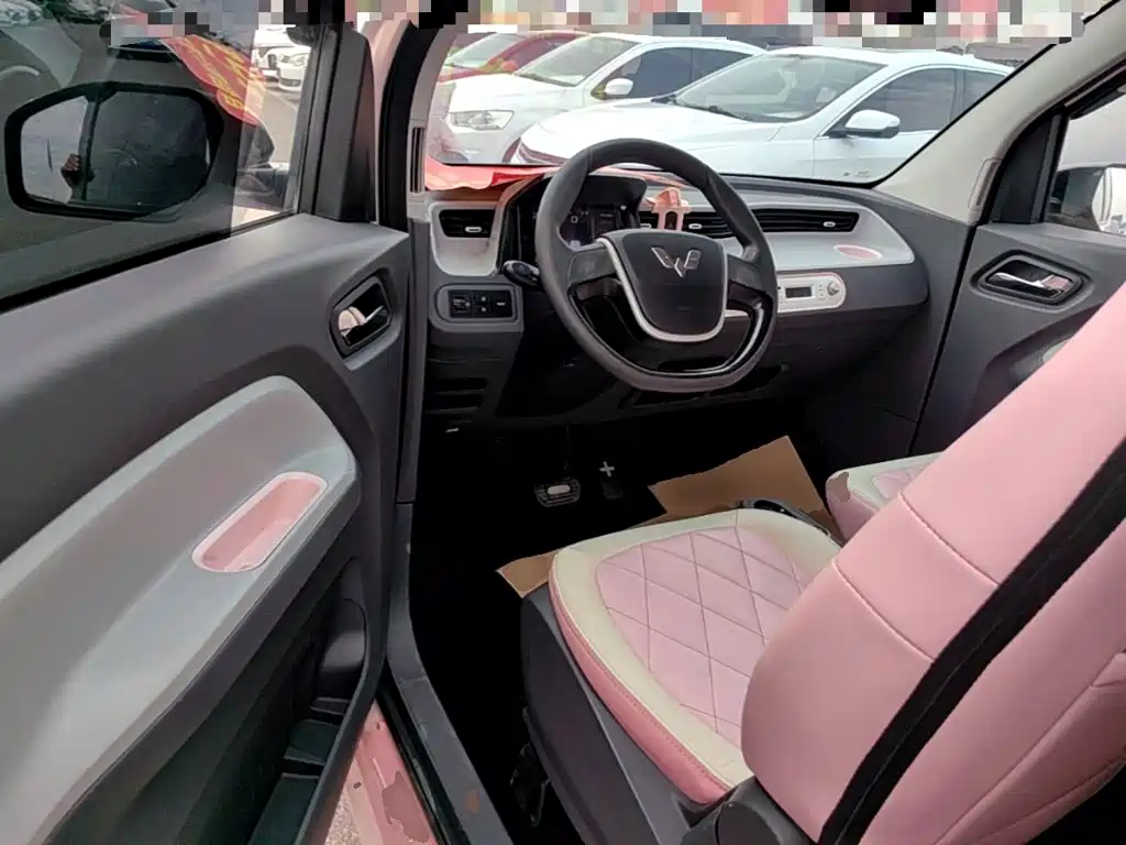 Wuling MINIEV — миниатюра 16