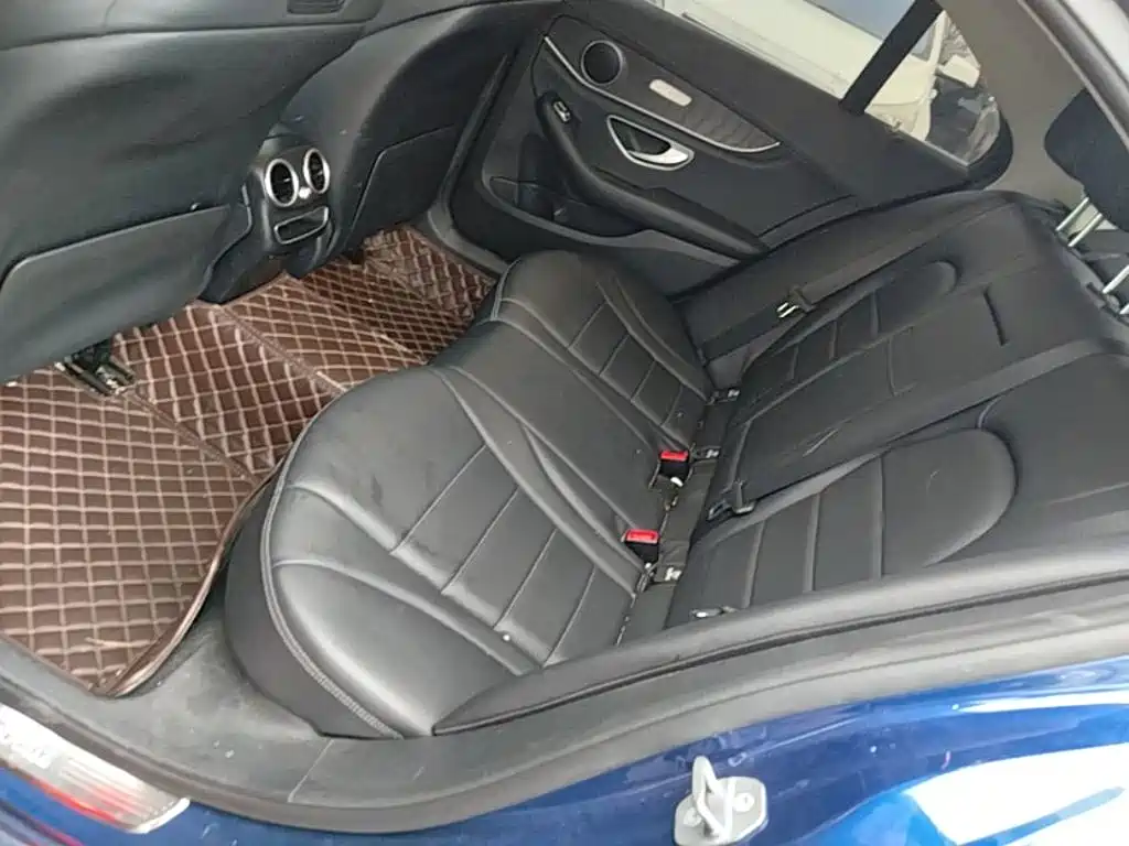 Mercedes-Benz C-Class — миниатюра 17