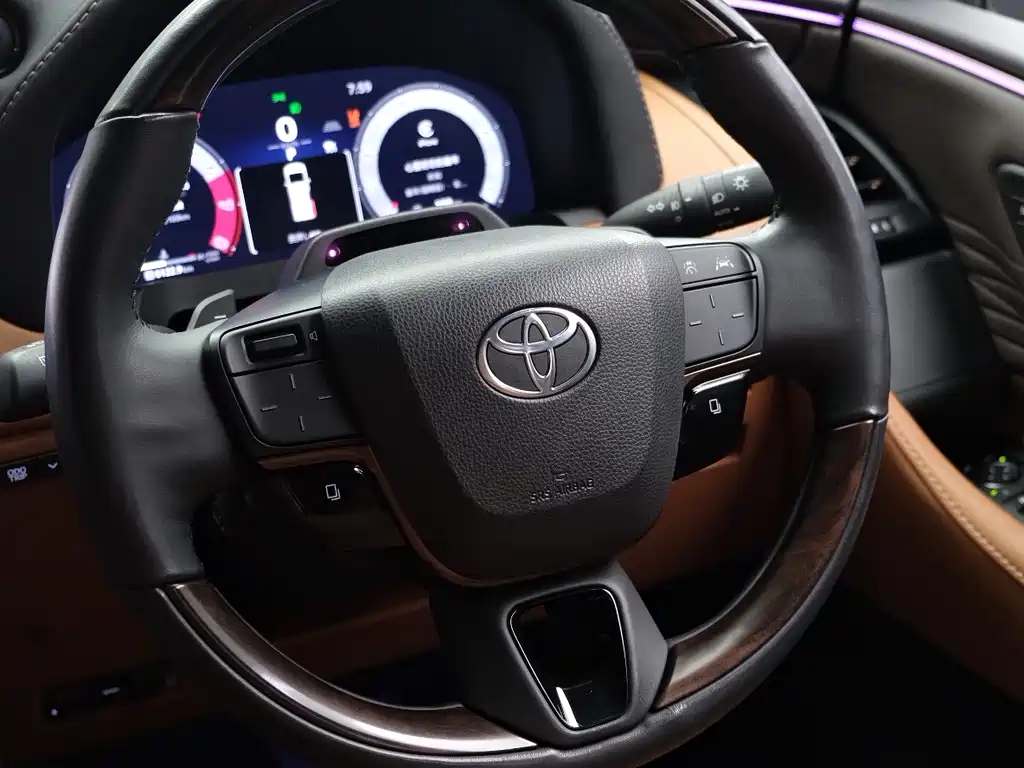Toyota Vellfire 2025 2.5L Executive