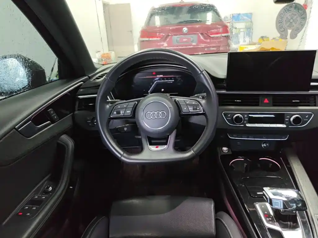 Audi A4L — миниатюра 11