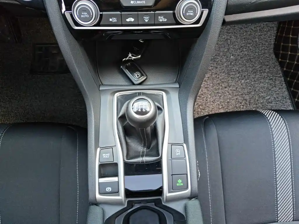 Honda Civic — миниатюра 14