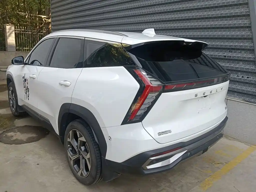 Geely Boyue L — миниатюра 5