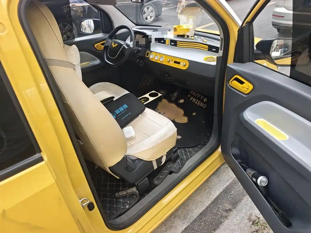 Wuling MINIEV — миниатюра 18