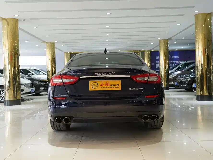 Maserati Quattroporte — миниатюра 17