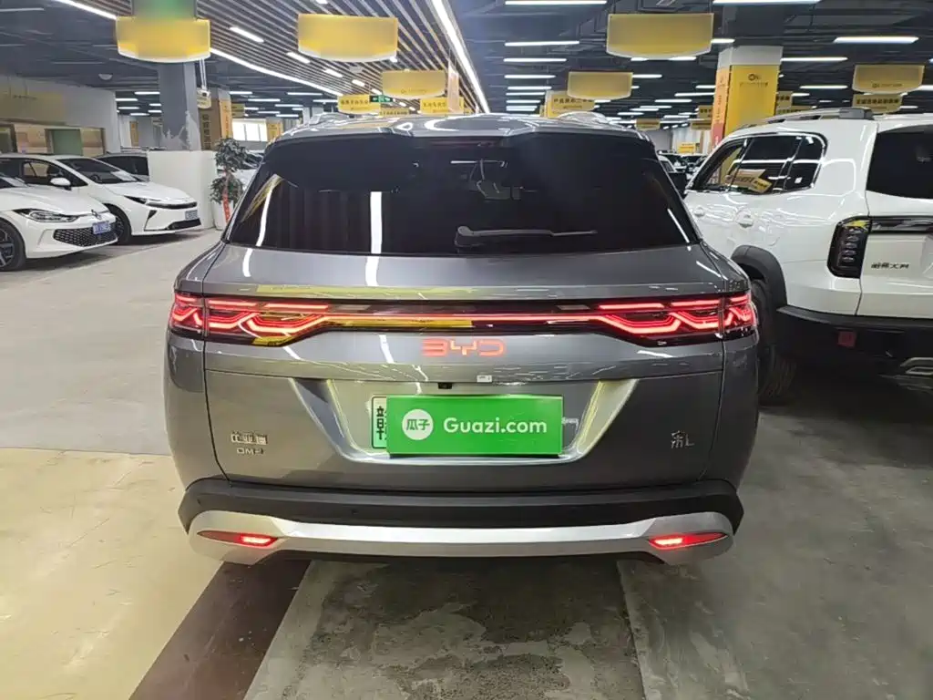 BYD L DM-i — миниатюра 6