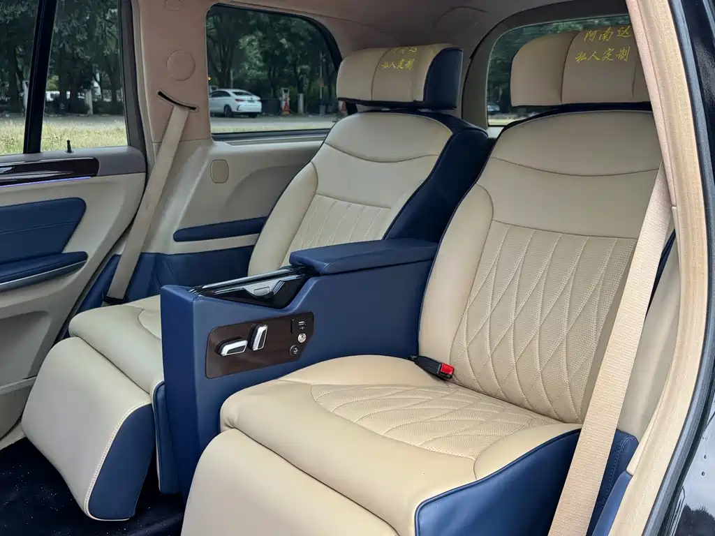 Mercedes-Benz GL-Class — миниатюра 11