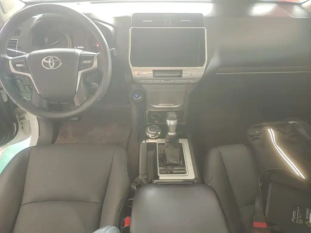Toyota Land Cruiser Prado 2019 3.5L AT TX-L Premium
