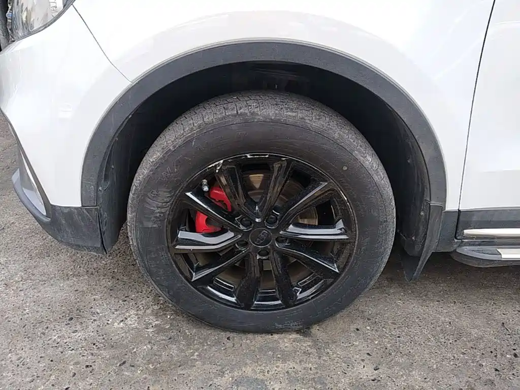 Geely Boyue — миниатюра 23