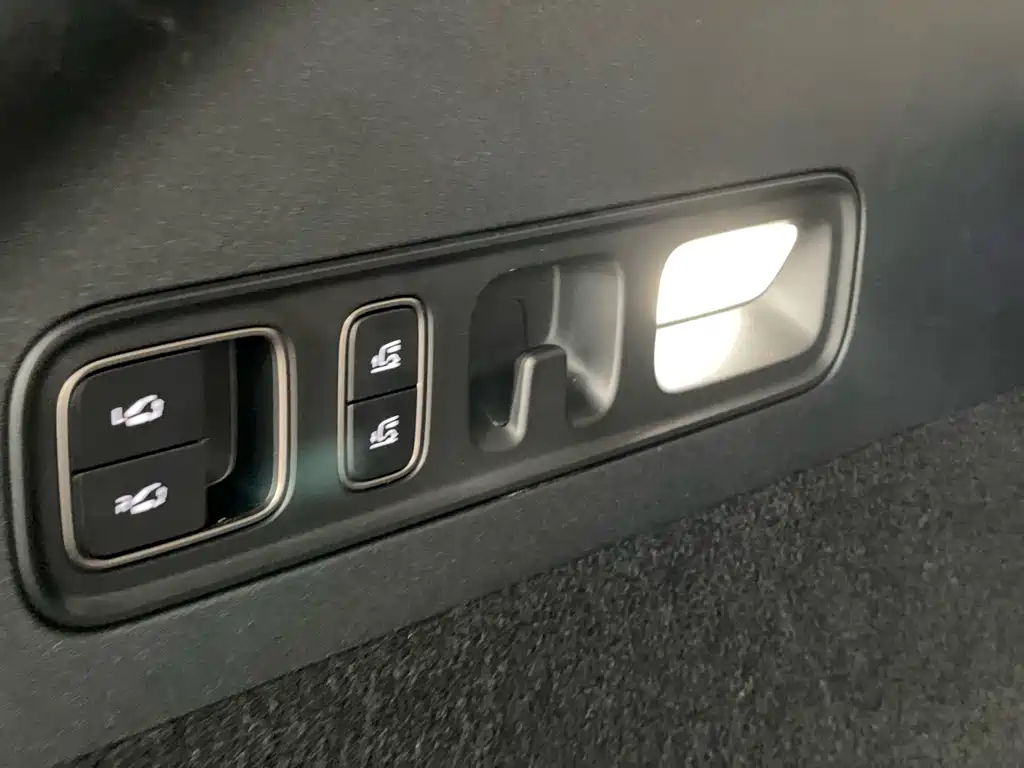 Li Auto Li i6 — миниатюра 17