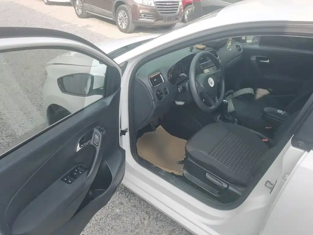 Volkswagen Polo — миниатюра 16