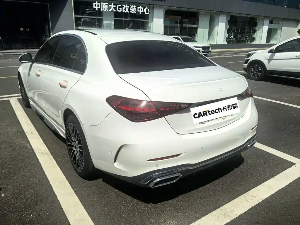 Mercedes-Benz C-Class — миниатюра 3