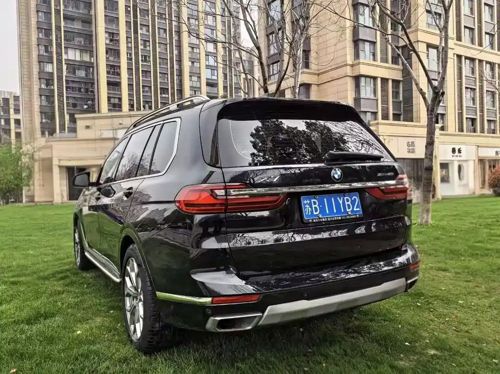 BMW X7 — миниатюра 8
