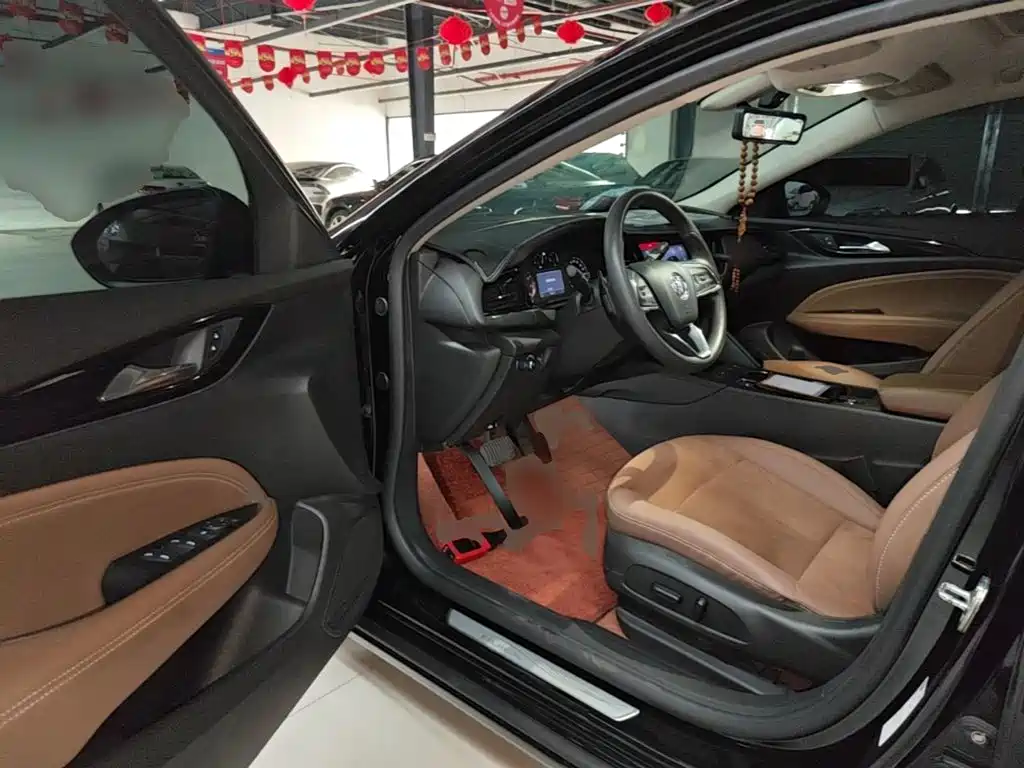 Buick Regal — миниатюра 16
