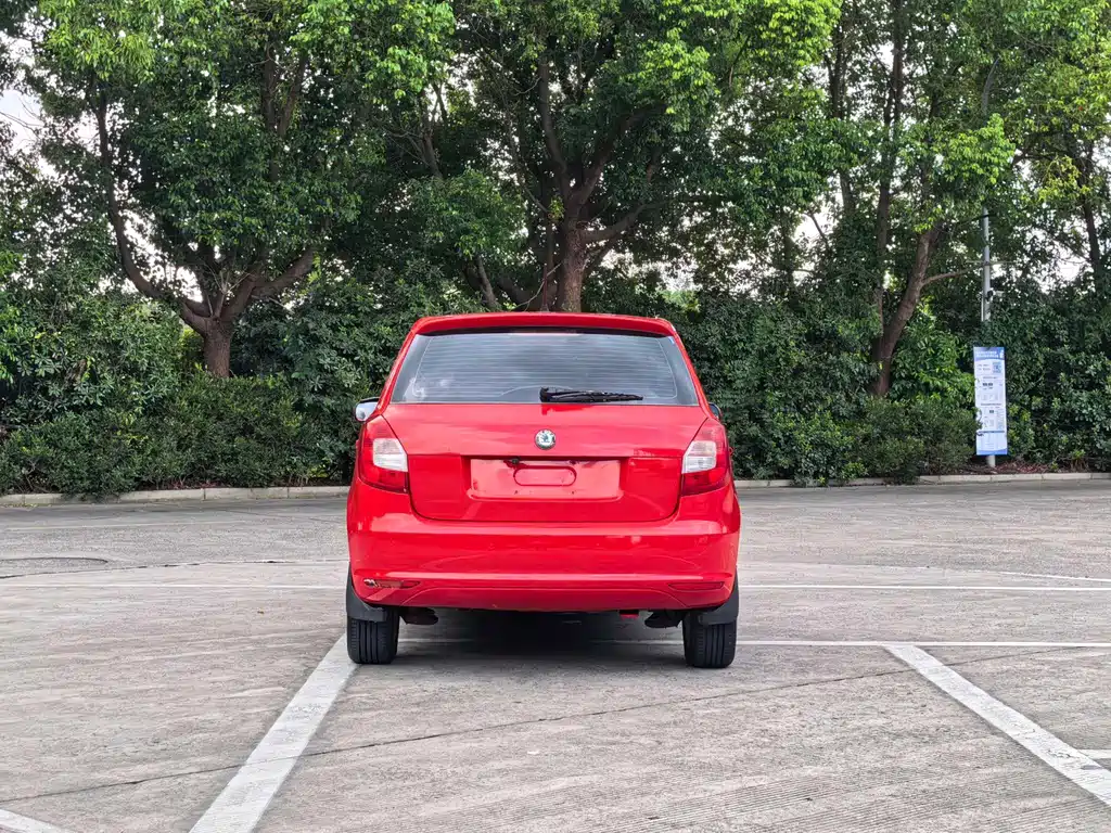 Skoda Fabia — миниатюра 5
