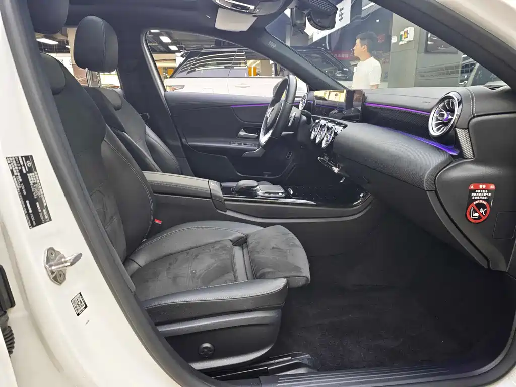 Mercedes-Benz A-Class — миниатюра 14