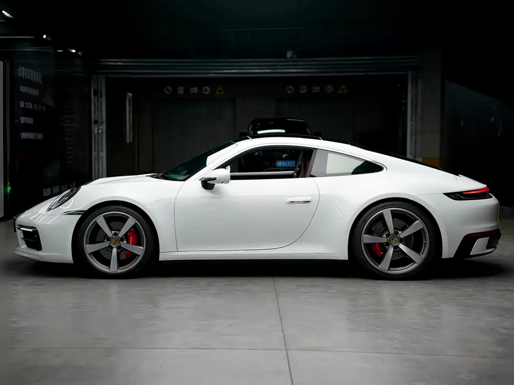 Porsche 911 2022 Carrera S 3.0T