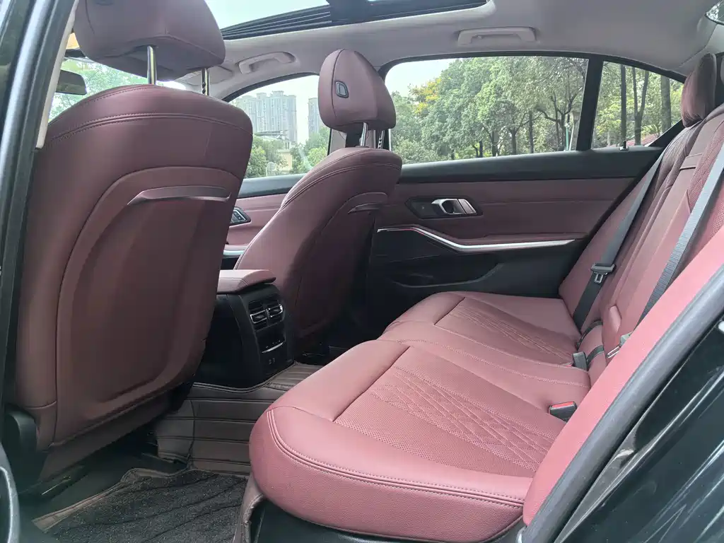 BMW 3 Series — миниатюра 6