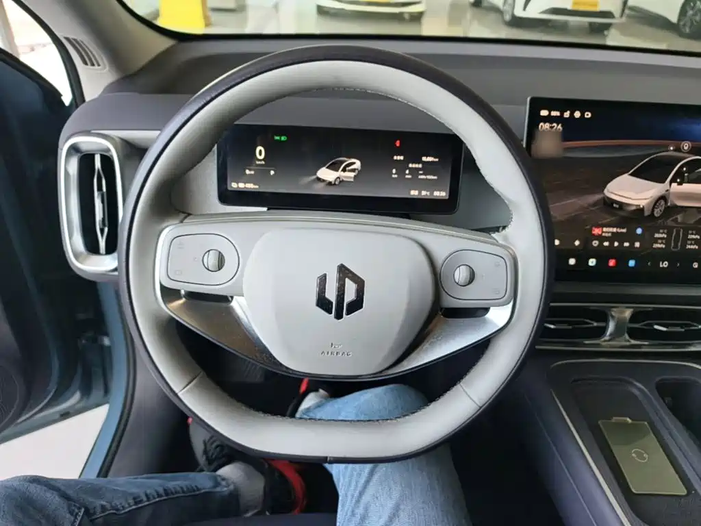 Leapmotor Ноль один. — миниатюра 11