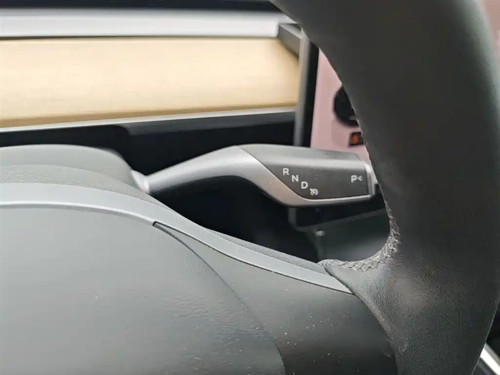 Tesla Model Y — фотографии объявления, Фото 15