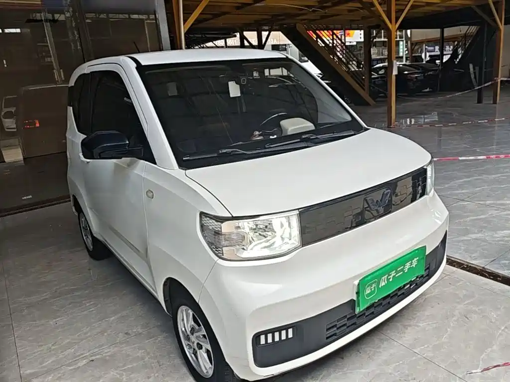 Wuling MINIEV — миниатюра 4