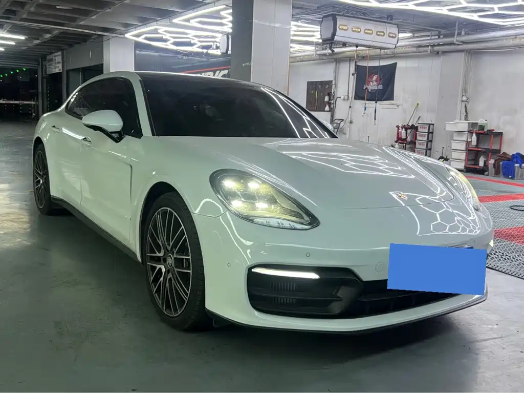 Porsche Panamera — миниатюра 3