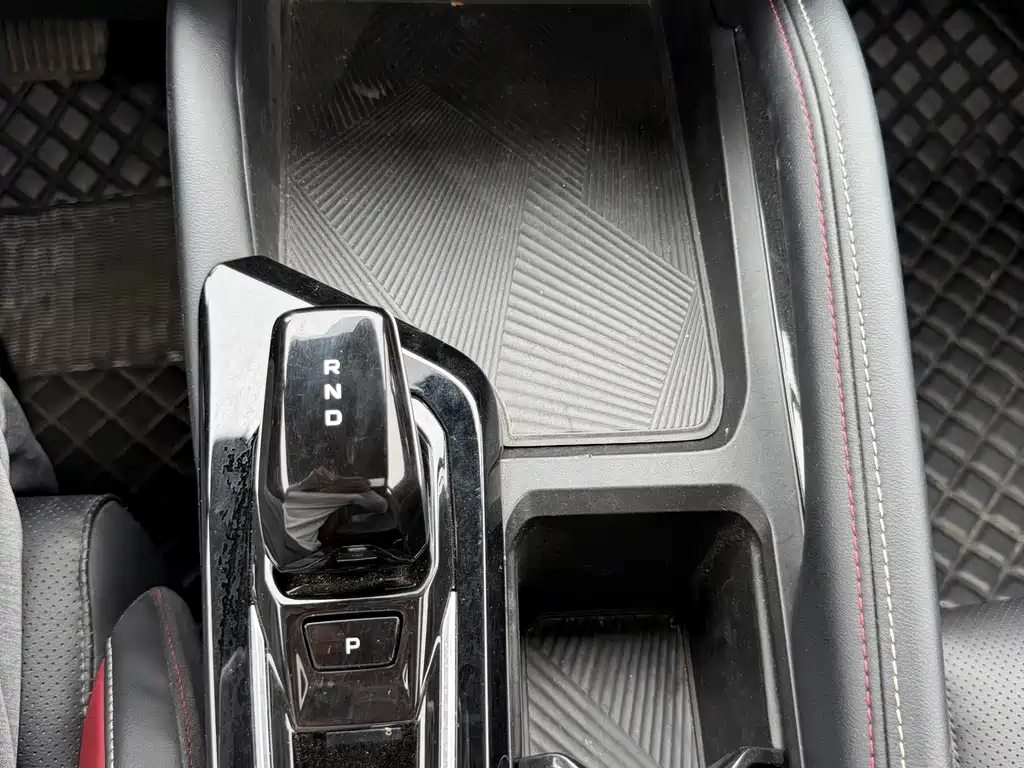 Geely Binyue — миниатюра 28