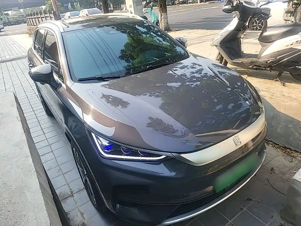 BYD Tang New Energy — миниатюра 4