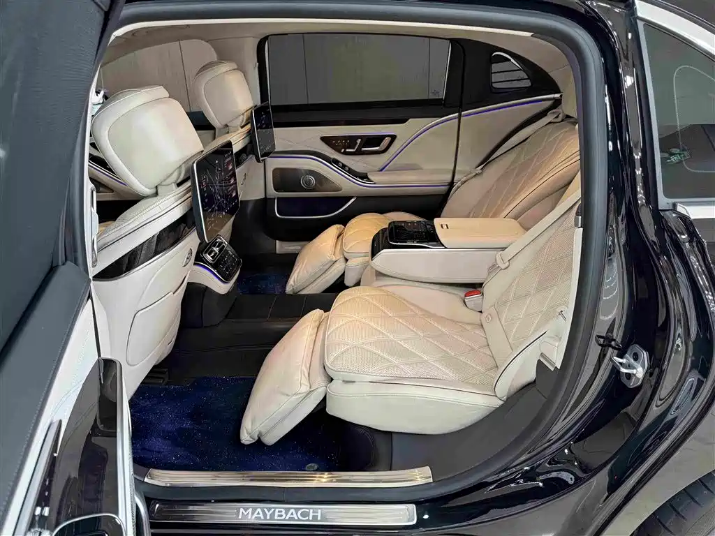 Mercedes-Benz S-Class — миниатюра 19