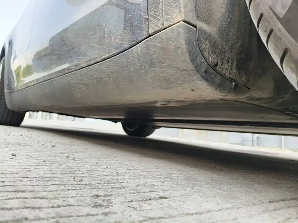 Tesla Model Y — миниатюра 2