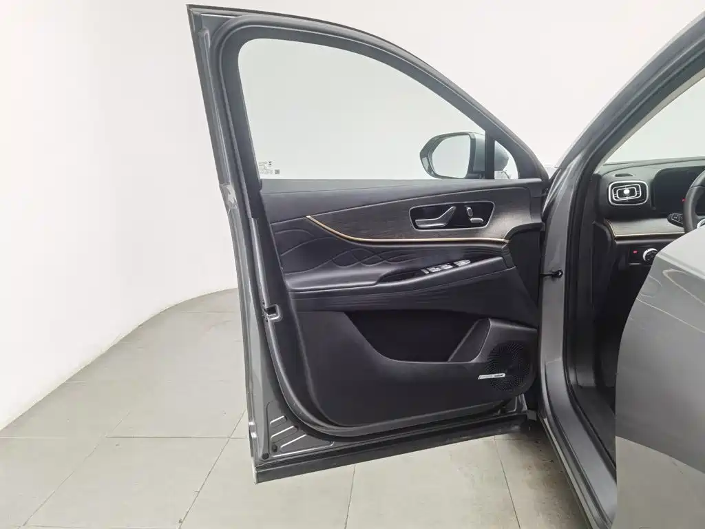 Chery Tiggo 9 — миниатюра 8
