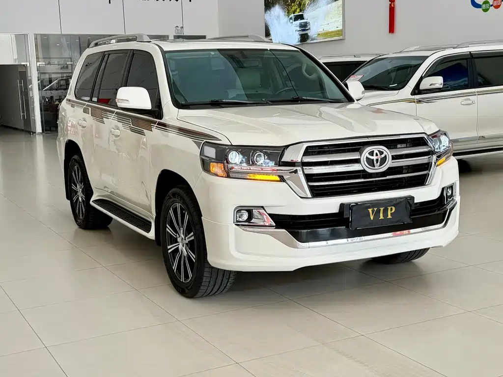 Toyota Land Cruiser — миниатюра 3