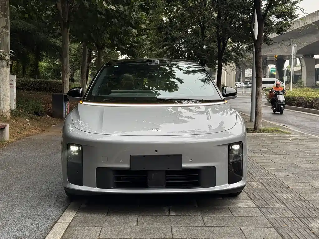 Li Auto Li i6 — миниатюра 3