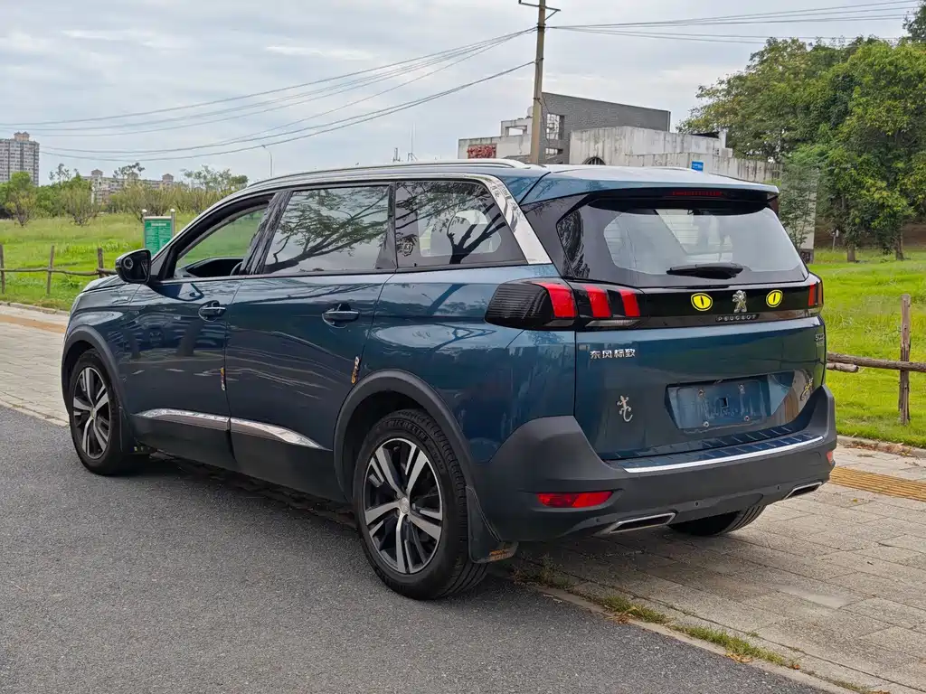Peugeot 5008 — миниатюра 9