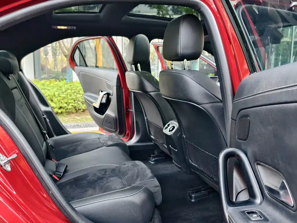 Mercedes-Benz A-Class — миниатюра 38
