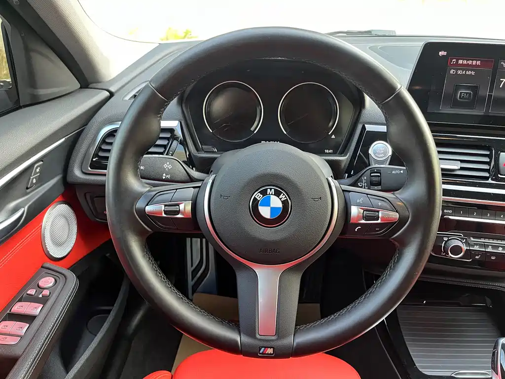 BMW 1 Series — миниатюра 17