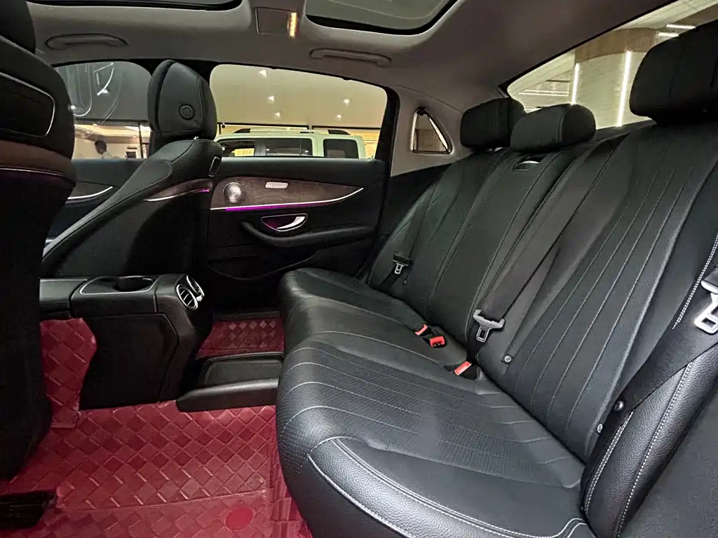 Mercedes-Benz E-Class — миниатюра 15