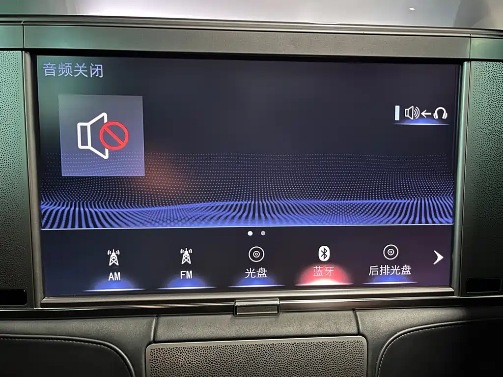 Lexus LM — фотографии объявления, Фото 12
