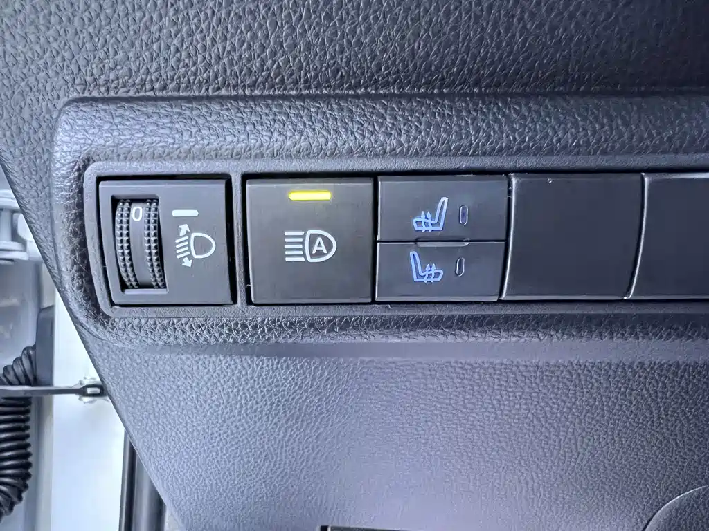 Toyota Corolla — миниатюра 9